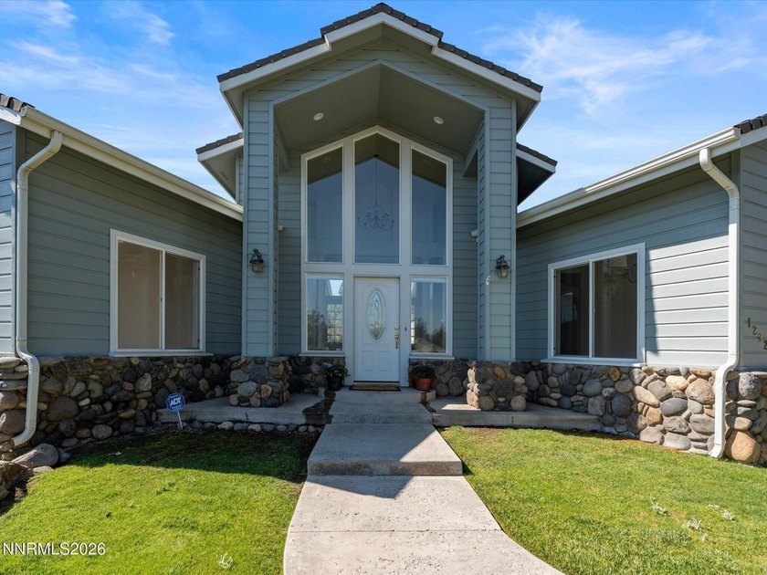 Don't miss this rare opportunity to own a beautifully maintained - photo 7