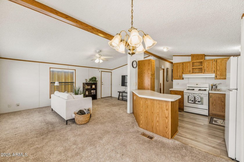 Come see this charming and well kept 2 bedroom/2 bathroom home - photo 13