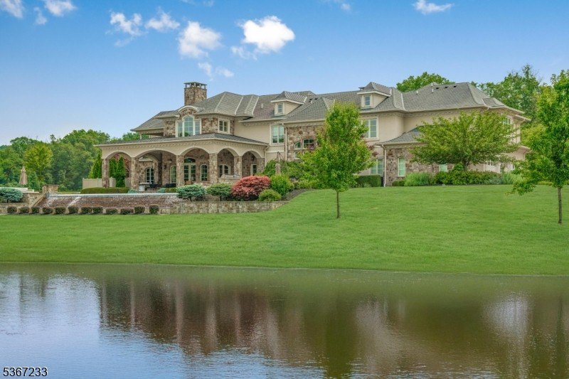 Welcome to The Princeton Preserve, a secluded sanctuary set on - photo 46