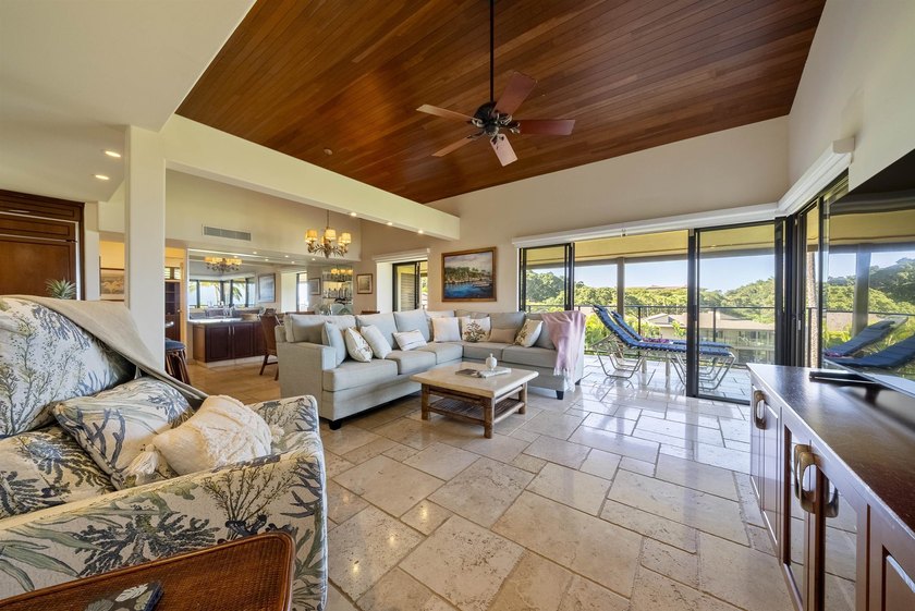 Welcome to Wailea Elua, an exclusive oceanfront, hotel-zoned - photo 6