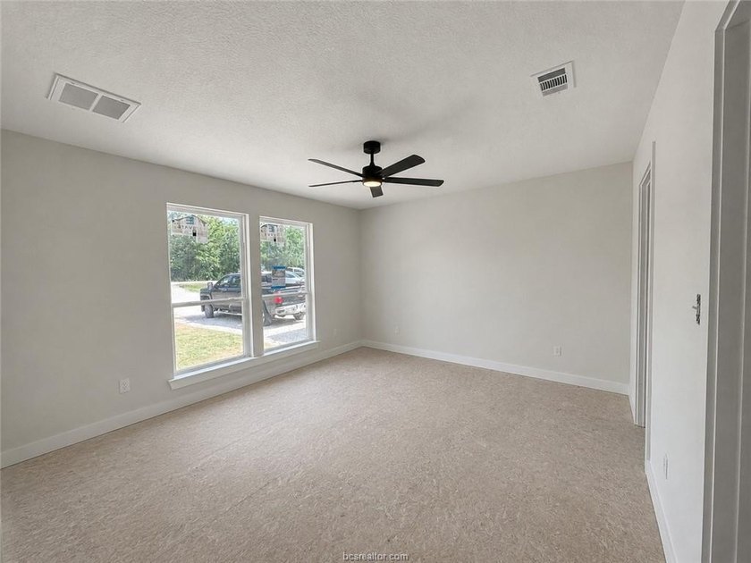 New construction on a wooded 0.65-acre lot in Lakewood Shores at - photo 6