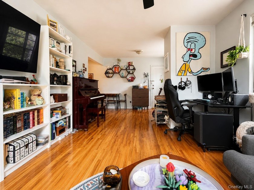 2nd Floor Unit in the Heart of Amityville Village. Close to - photo 7
