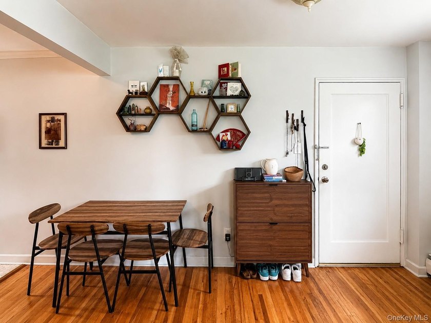 2nd Floor Unit in the Heart of Amityville Village. Close to - photo 10