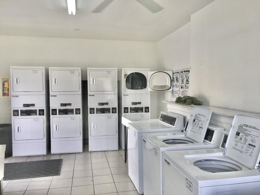 FOR SALE 2 bedroom 2 bathroom First floor condo. Cross Creek - photo 28