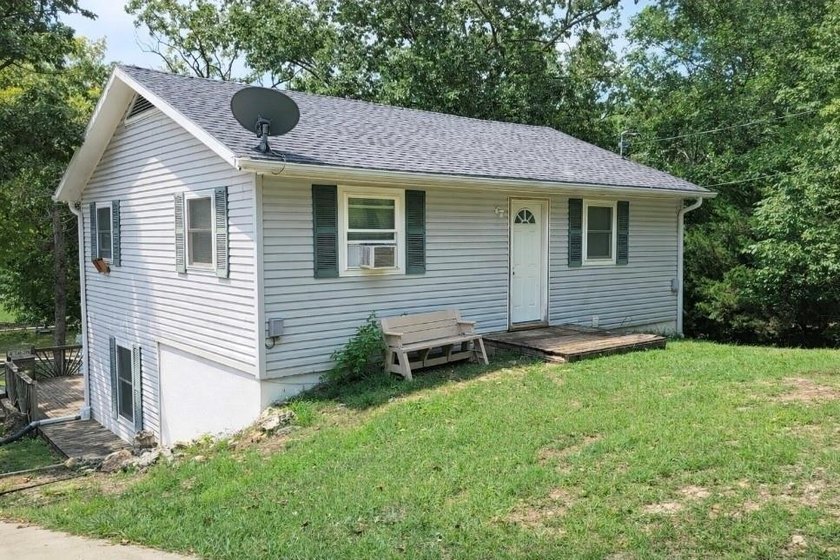LAKE SEASON IS HERE ~ and this is the waterfront retreat you've - photo 5
