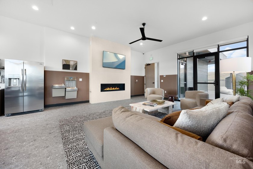 Residence 208 at the all-new Murray Building - Elevated living - photo 28