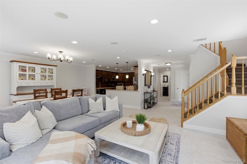 Welcome to 84 Erik Drive, a beautifully updated Devon end unit - photo 5