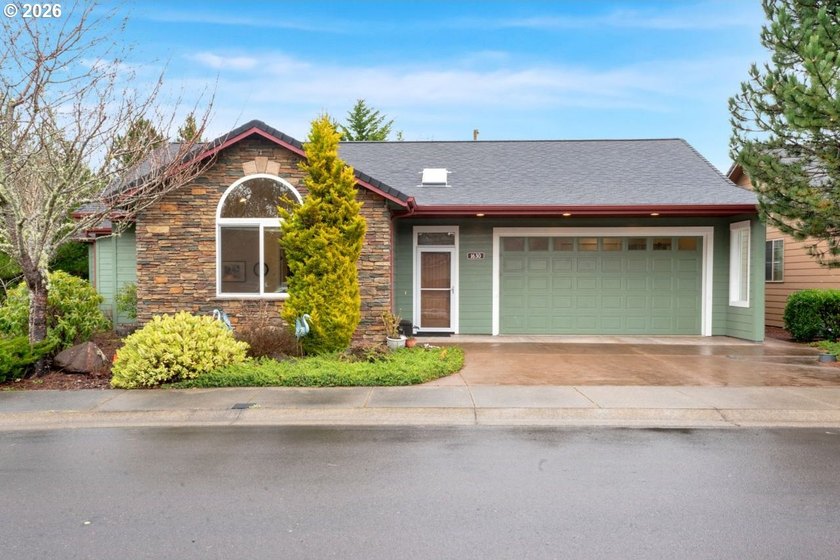Welcome to this beautiful 1,412 sq. ft. home featuring 1 - photo 2