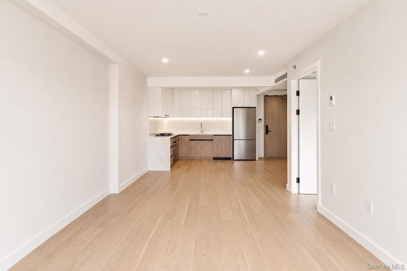 Welcome to unit 213 at Northern Parc, a modern luxury - photo 5