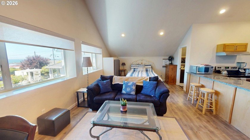 Turn-of-the-Century Charm with Ocean Views &amp; Income - photo 41