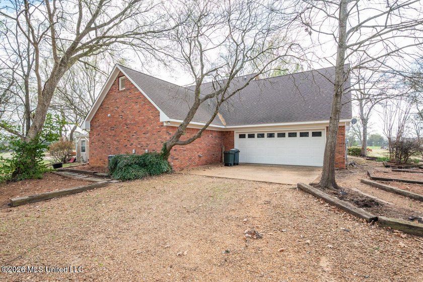 With one of the best locations in the city of Starkville, this - photo 43