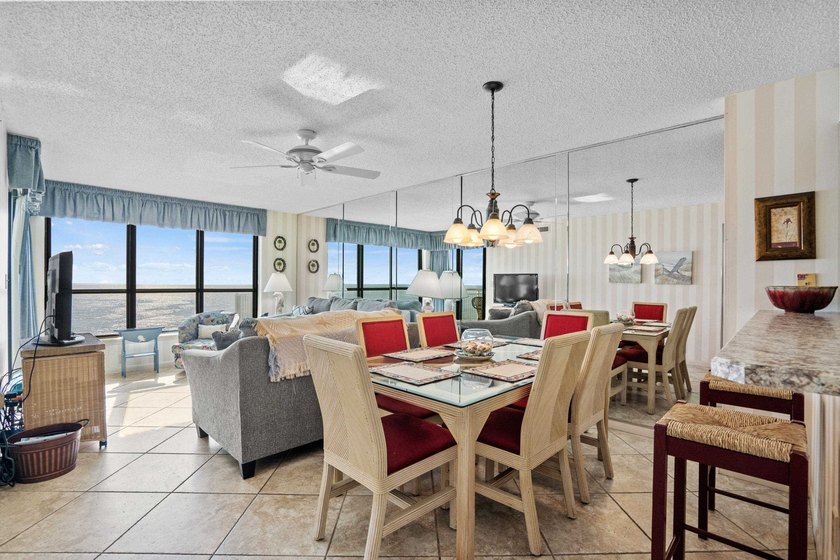 Windemere is an oceanfront building in the Ocean Drive section - photo 7