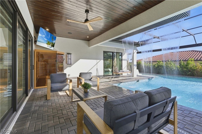 Experience elevated Florida living in this 2024, like-new - photo 3