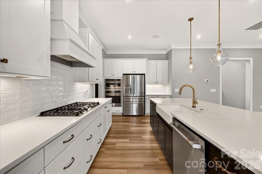 Welcome to 222 Lanyard Lane in the highly sought-after McLean - photo 14