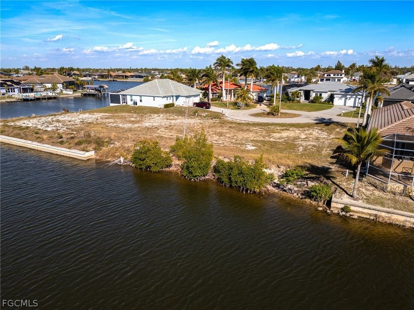 DIRECT GULF ACCESS LOT WITH NO BRIDGES - 112 FEET OF WATERFRONT - photo 7