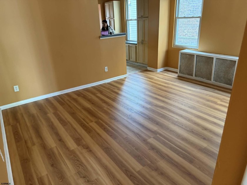 Great duplex in the nice Chelsea area, close proximity to the - photo 4