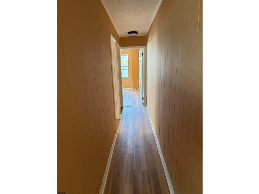 Great duplex in the nice Chelsea area, close proximity to the - photo 8