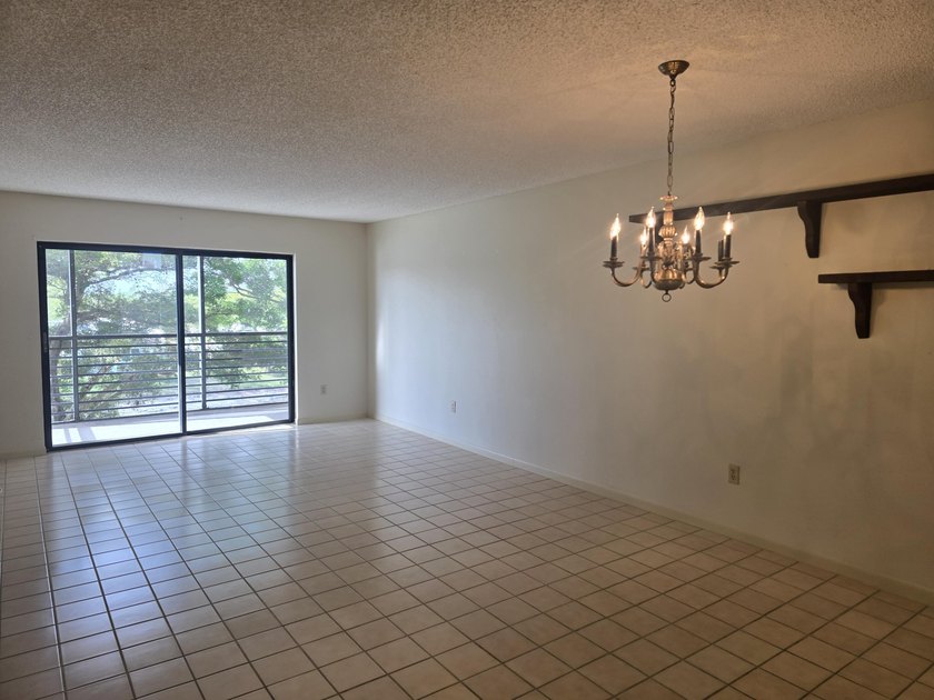 FULL 2/2 , 3Rd FLOOR ELEVATOR BLDG, FANTASTIC WATER VIEW !! - photo 6