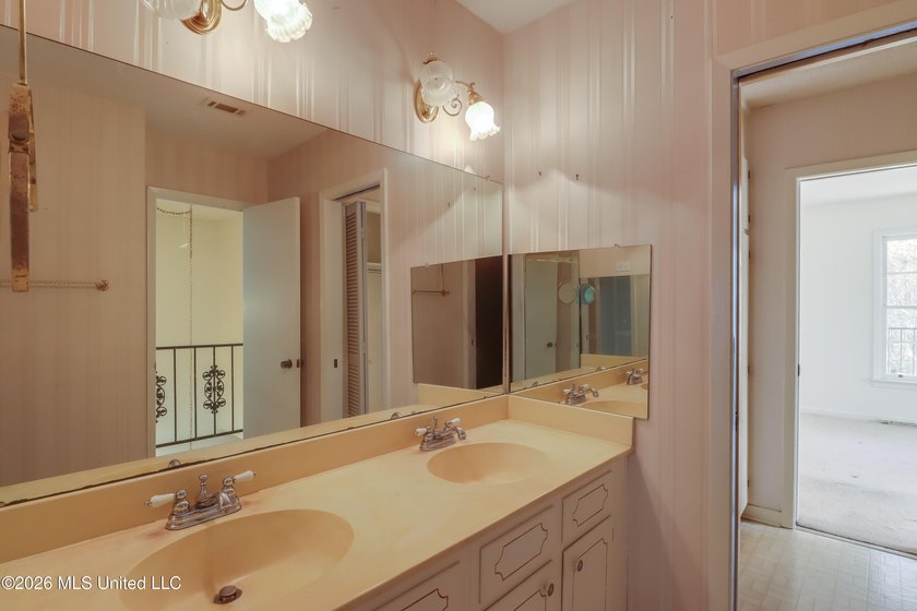 Located within the gated Colony Park Condominium community, this - photo 19