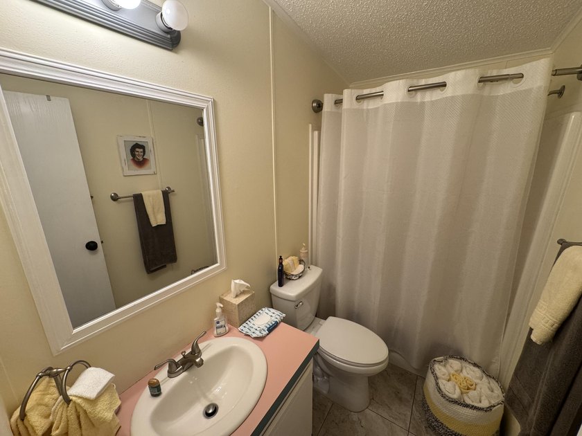 Check out this fully updated 2 BED 2 BATH double wide home on a - photo 13