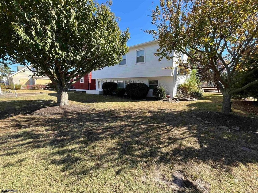 Chelsea Heights Opportunity &amp; Two single family homes side by - photo 4