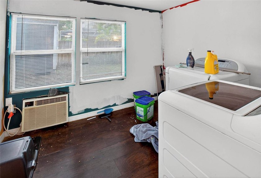 Under contract-accepting backup offers. Short Sale. BACK ON THE - photo 17