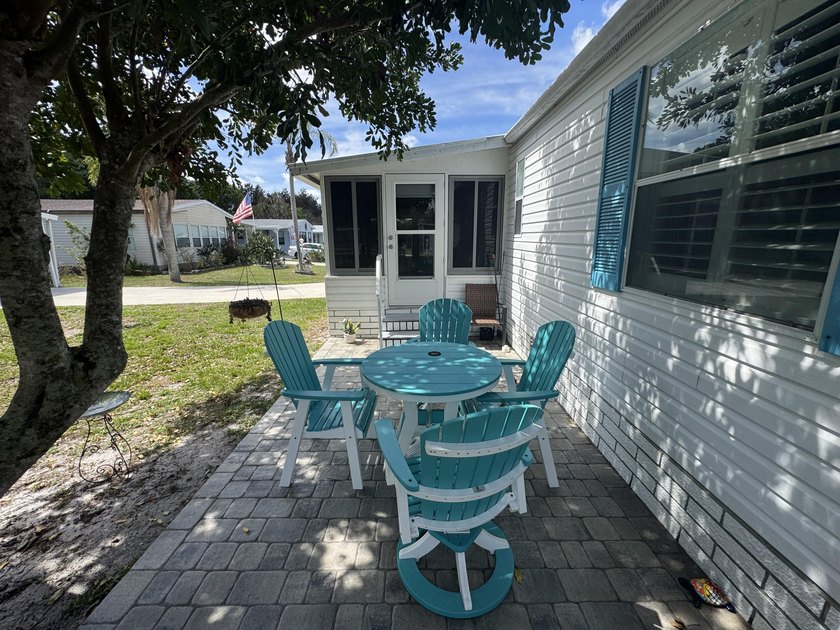 Check out this fully updated 2 BED 2 BATH double wide home on a - photo 17