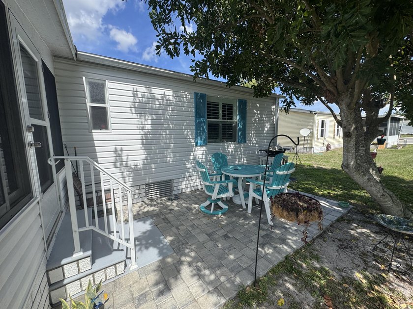 Check out this fully updated 2 BED 2 BATH double wide home on a - photo 18