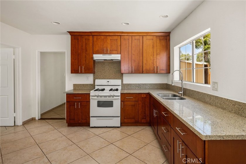 821 S Orange - photo 19
