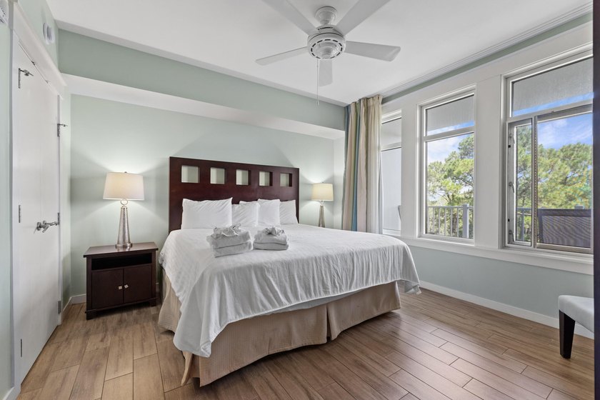 ***Best Price 'Bayview' Condo*** in the Baytowne Village. This - photo 23