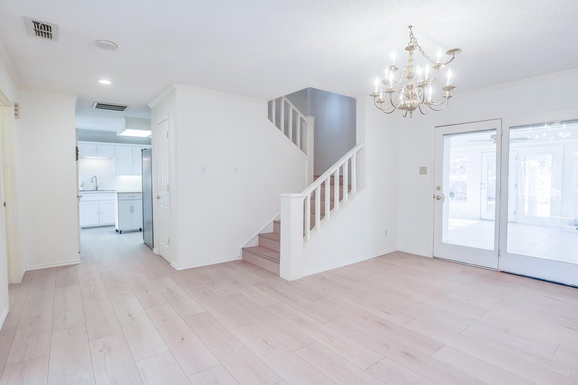 Beautifully renovated 3 bedroom, 2.5 bath home in Ransom Canyon - photo 8