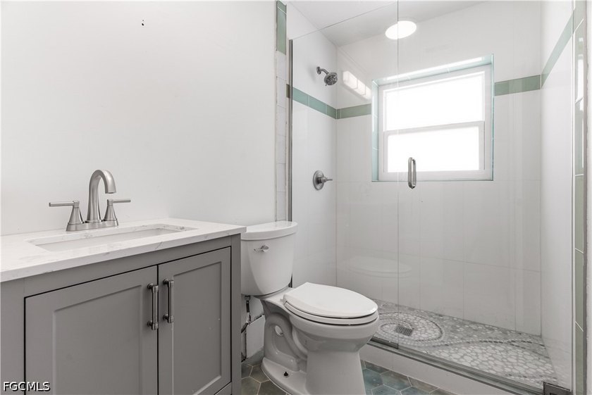 $25,000 REDUCTION! Prime investment opportunity in Fort Myers - photo 11