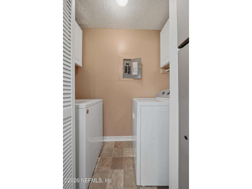 Great opportunity on this ground-level condo in the heart of - photo 11