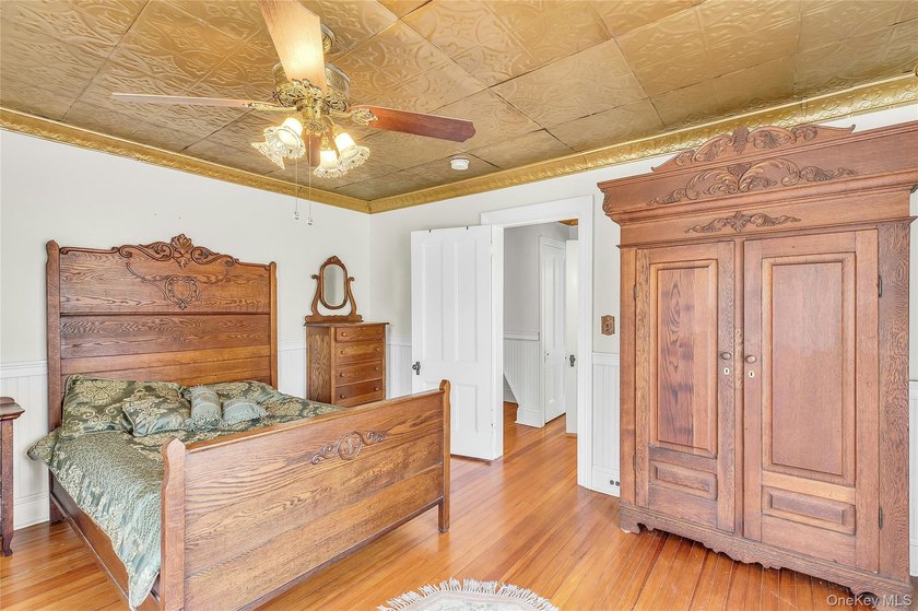 Nestled within the Historic District, this captivating - photo 28