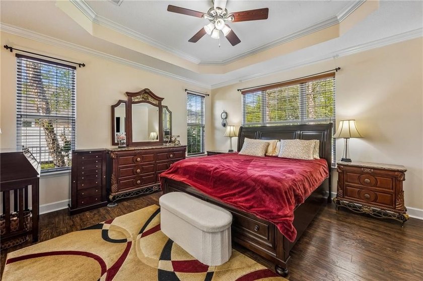 Featuring a beautiful home, originally a Bent Pine Construction - photo 31