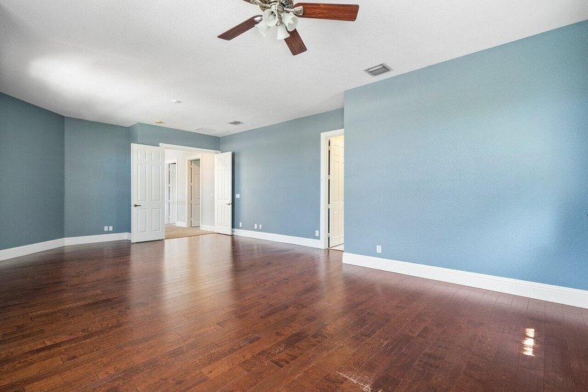 Welcome to this beautifully maintained 5-bedroom, 3-bath pool - photo 23
