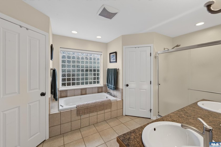 Some homes check all the boxes. This one quietly exceeds them - photo 27