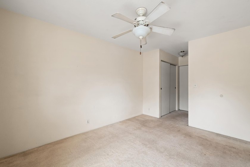 This inviting, gently loved unit offers Haleakala views from the - photo 6