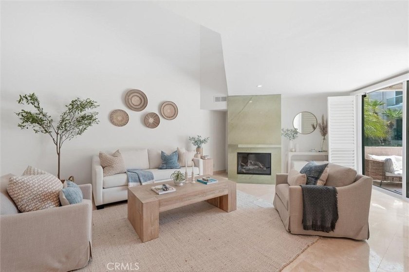 Experience a refined, low-maintenance beach lifestyle at - photo 9