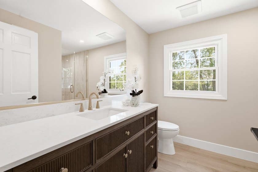 Welcome to this stunning, spacious Naperville home in the - photo 16