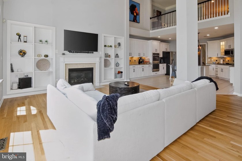 Welcome to 2700 Beech Orchard Lane. - From the moment you arrive - photo 10