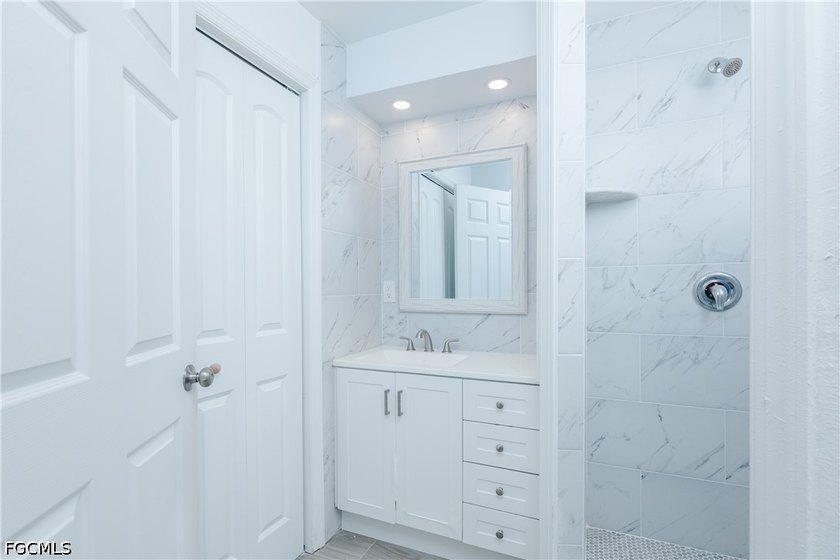 ONCE-IN-A-LIFETIME RIVERFRONT OPPORTUNITY! Experience the - photo 14