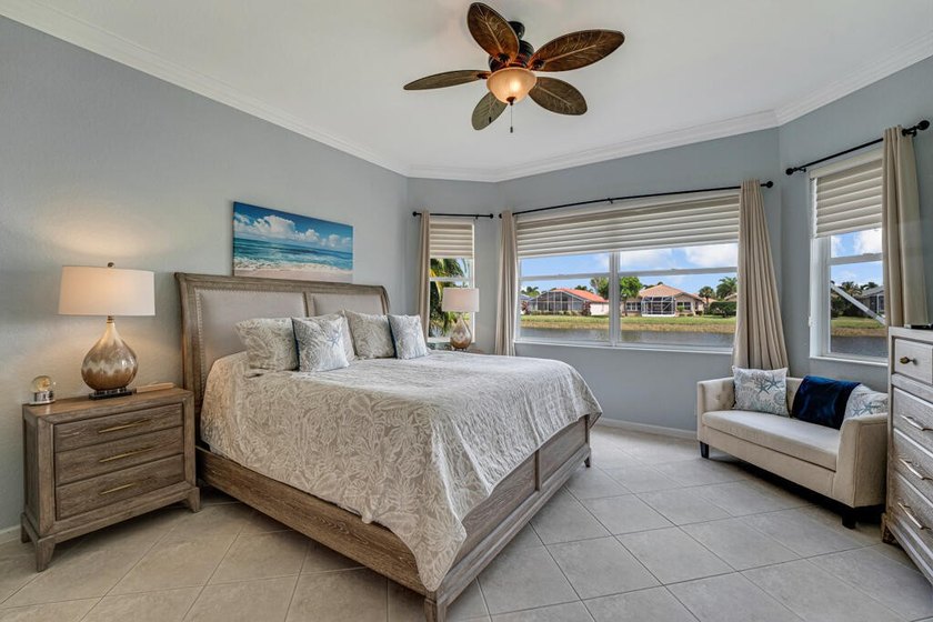 Welcome to this exceptional 3 bedroom, 3-bathroom plus - photo 17