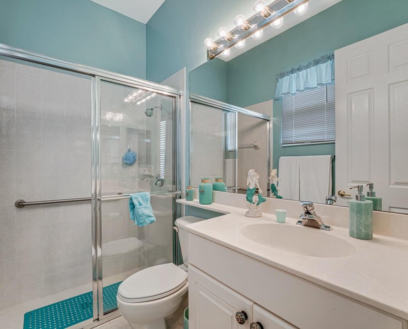 Welcome to this exceptional 3 bedroom, 3-bathroom plus - photo 27