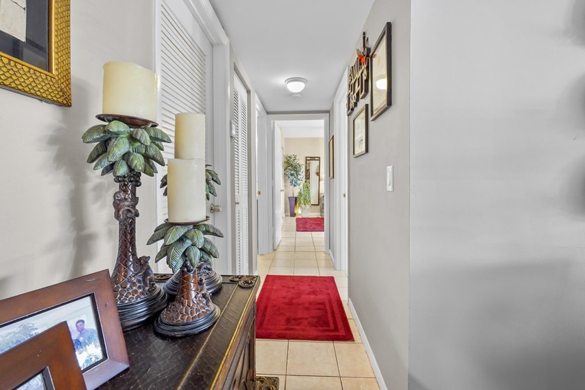 Welcome to this beautifully updated 2-bedroom, 2-bathroom - photo 3
