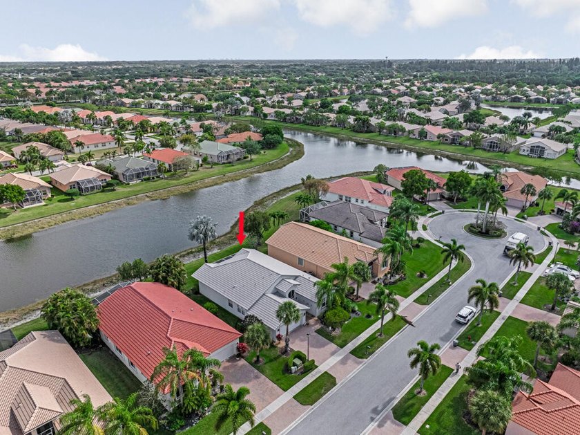 Welcome to this exceptional 3 bedroom, 3-bathroom plus - photo 46