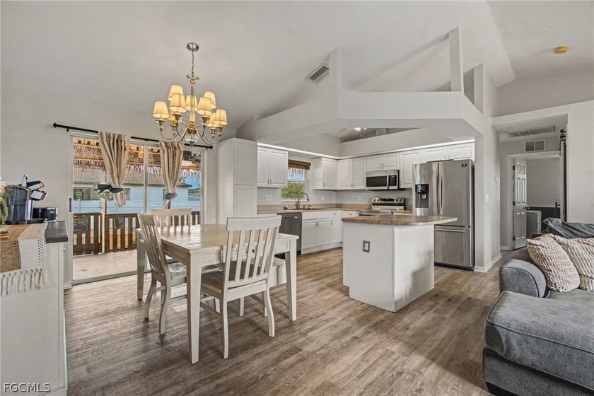 Welcome to 2706 SW 3rd Place, nestled in a peaceful and - photo 8