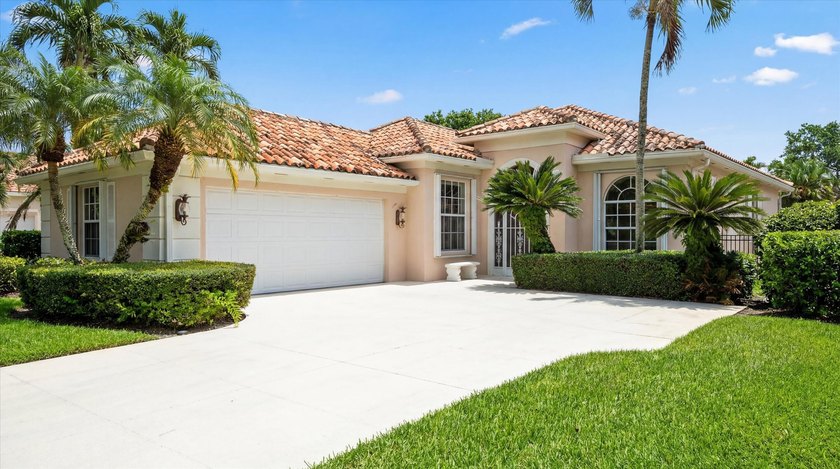 AMAZING OPPORTUNITY! Experience the best of resort-style living - photo 3