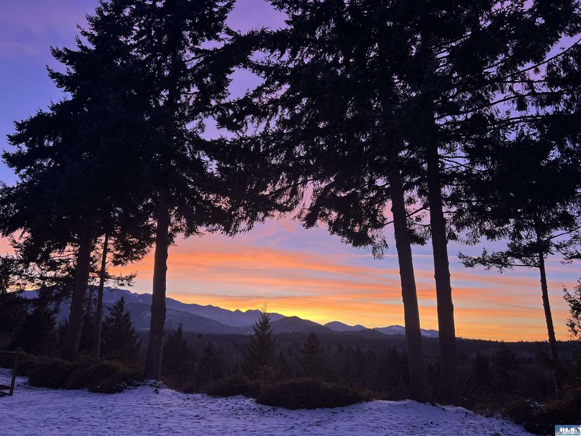 There is nothing quite like watching the sun set over the - photo 43