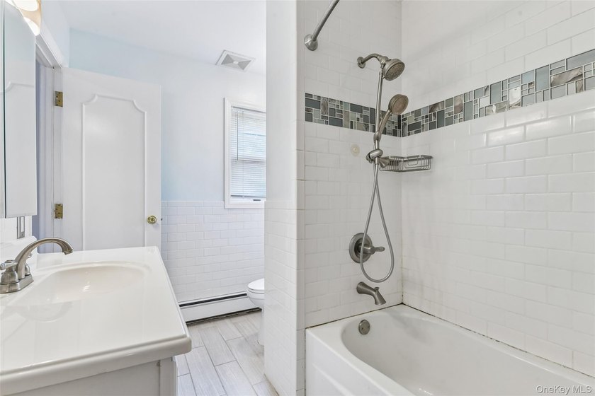 Rare Opportunity! Exceptional Two-Family Home in Manhasset A - photo 21